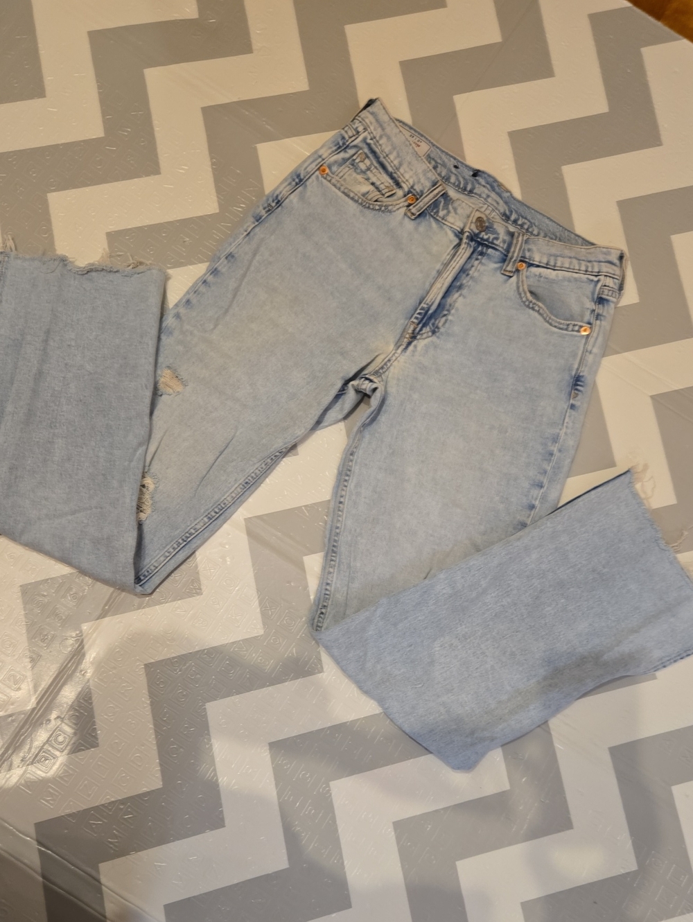 Light Wash Women's Mid-Rise 90s Loose Straight Jeans Size 25/0R